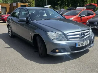 Begagnad Mercedes C180