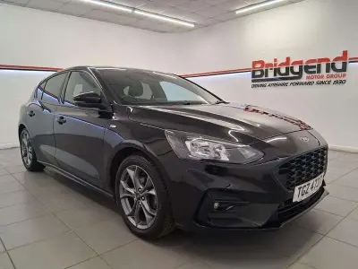 Used Ford Focus ST-Line 120 HP (88 kW) 2021 Black Hatchback