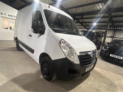 Used Vauxhall Movano 145 HP (106 kW) 2018 White MPV