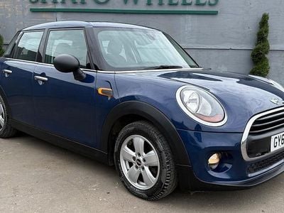 Used Mini ONE Hatch 102 HP (75 kW) 2017 Hatchback