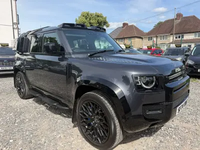 Used Land Rover Defender SE Dynamic 2024 Grey SUV