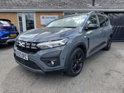 Used Dacia Jogger Extreme 110 HP (80 kW) 2023 Grey MPV