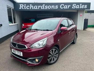 Used Mitsubishi Mirage 79 HP (58 kW) 2017 Purple Hatchback