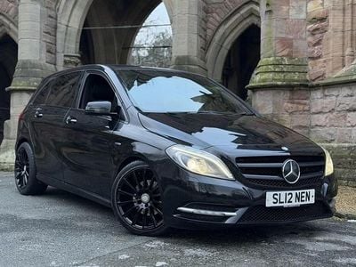 Used Mercedes B200 2012 Black MPV