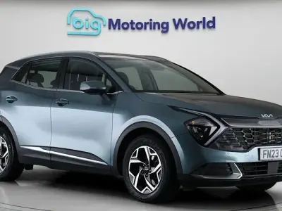 Usado Kia Sportage 150 HP (110 kW) 2023 Cinzento SUV