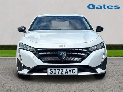 Used Peugeot 308 SW Allure Premium 129 HP (94 kW) 2022 White Estate