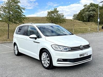 White Used 2023 VW Touran SEL MPV | £12,495 (Super price)
