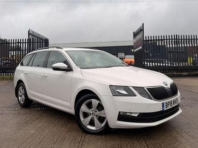 Used Skoda Octavia SE Technology 115 HP (84 kW) 2018 White Estate
