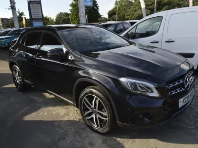Used Mercedes GLA180 Urban 122 HP (89 kW) 2019 Black SUV