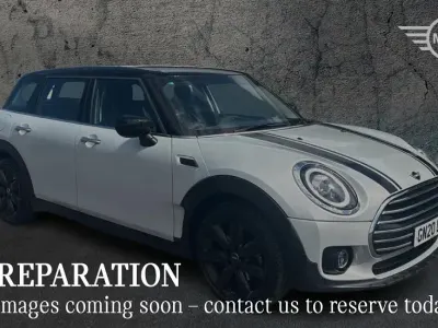 Używany Mini Cooper Clubman Exclusive 134 KM (98 kW) 2020 Srebrny Kombi