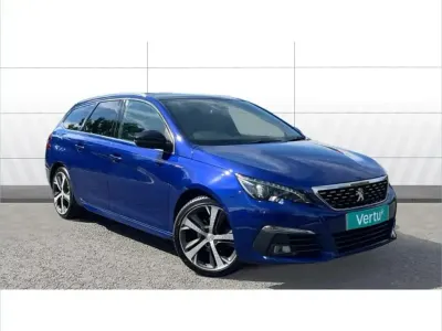 Used Peugeot 308 GT-line 128 HP (94 kW) 2018 Blue Estate
