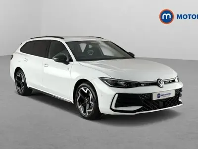 Used VW Passat R-line 204 HP (150 kW) 2025 White Estate