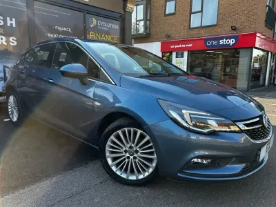 Used Vauxhall Astra Elite 2017 Blue Hatchback