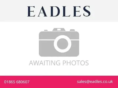 Used Toyota HiLux Active 150 HP (110 kW) 2022 White Pickup