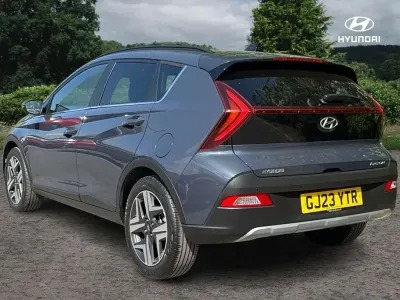 Begagnad Hyundai Bayon Premium 99 HK (72 kW) 2023 Grå SUV