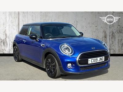 Used Mini Cooper Classic 134 HP (98 kW) 2019 Blue Hatchback