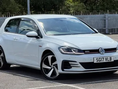 Used VW Golf VII GTI 2017 White Hatchback