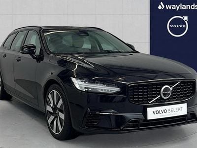 Black Used 2025 Volvo V90 Plus Estate | £34,258 (Good price)