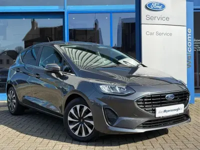 Usado Ford Fiesta Titanium 2023 Cinzento Citadino
