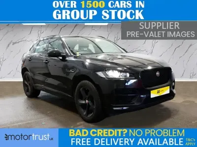 Usado Jaguar F-Pace R-Sport 180 HP (132 kW) 2019 Preto SUV