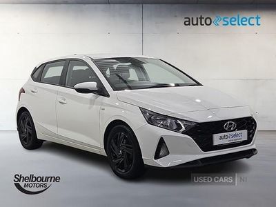 Used Hyundai i20 SE 100 HP (73 kW) 2023 White Hatchback