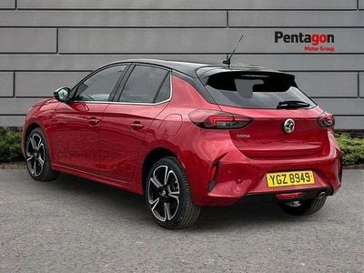 Używany Vauxhall Corsa Ultimate 99 KM (72 kW) 2023 Czerwony Hatchback