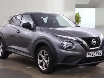 Usado Nissan Juke N-Connecta 2020 Gris SUV