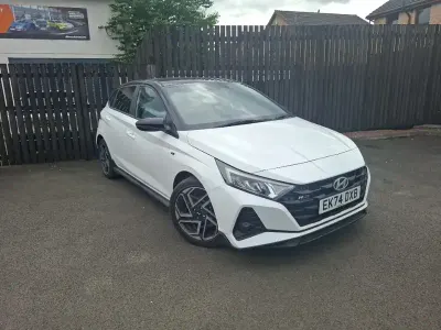 Used Hyundai i20 N Line 100 HP (73 kW) 2024 White Hatchback