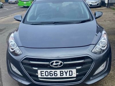 used Hyundai i30 1.6 CRDi Blue Drive SE Nav 5dr