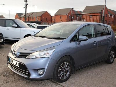 Blue Used 2013 Toyota Verso MPV | £6,640 (Fair price)