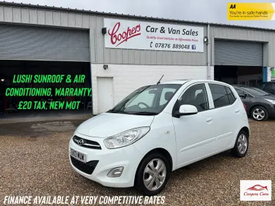 Begagnad Hyundai i10 Style 85 HK (62 kW) 2013 Vit Halvkombi
