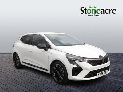 White New 2025 Renault Clio V Techno Hatchback | £16,800 (Fair price)
