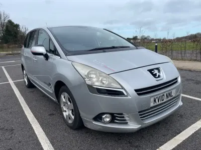 Gebraucht Peugeot 5008 Sport 2010 Silber Van / Kleinbus