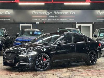 Begagnad Jaguar XF Premium Luxury 2013 Svart Sedan