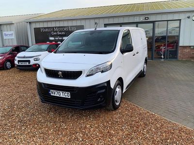 Used Peugeot Expert 2021 White Van