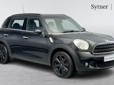 Used Mini Cooper Countryman 120 HP (88 kW) 2015 Black SUV