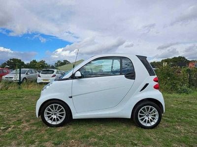 White Used 2012 Smart ForTwo Coupé Passion Coupe | £2,850 (Fair price)