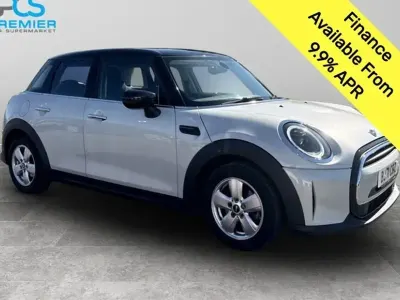 Usado Mini Cooper Classic 2021 Prateado Citadino