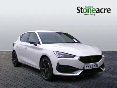 Usado Cupra Leon VZ3 245 CV (180 kW) 2023 Blanco Utilitario