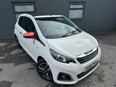 Used Peugeot 108 Roland Garros 82 HP (60 kW) 2016 White Hatchback