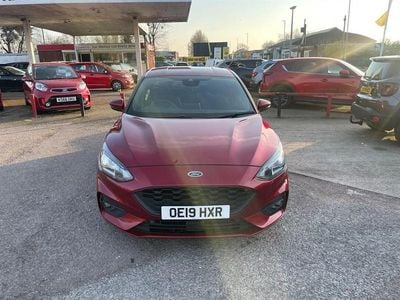 Used Ford Focus ST-Line 150 HP (110 kW) 2019 Red Hatchback