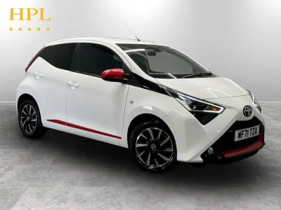 Gebraucht Toyota Aygo Trend 71 PS (52 kW) 2022 Weiß Kleinwagen