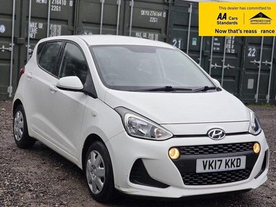Used Hyundai i10 SE 87 HP (63 kW) 2017 White Hatchback