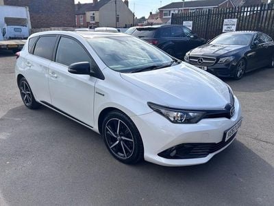 Toyota Auris Hybrid