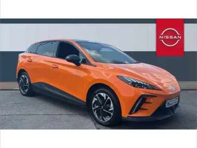 Used MG MG4 EV Trophy 150 kW (204 HP) 2023 Orange Hatchback