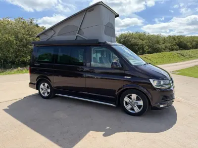 Usado VW California California 150 HP (110 kW) 2017 Roxo Van