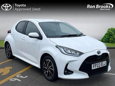 Used Toyota Yaris Hybrid Design 2022 White Hatchback