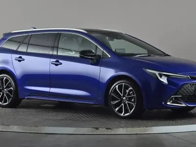 Used Toyota Corolla 178 HP (130 kW) 2025 Blue Estate