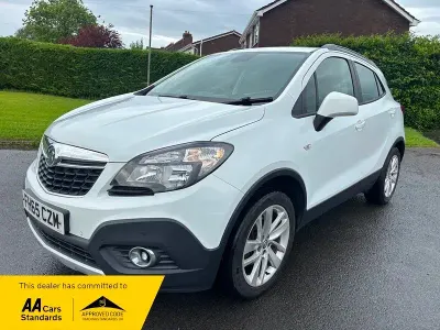 Used Vauxhall Mokka 134 HP (98 kW) 2015 White SUV