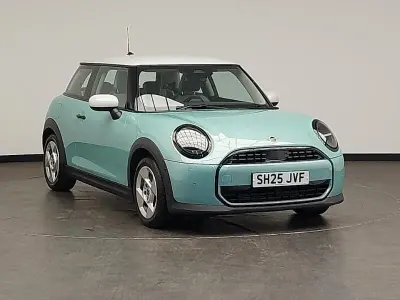 Used Mini Cooper Classic 114 kW (156 HP) 2025 Green Hatchback